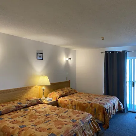 Hillview Motel Vanderhoof Exterior photo