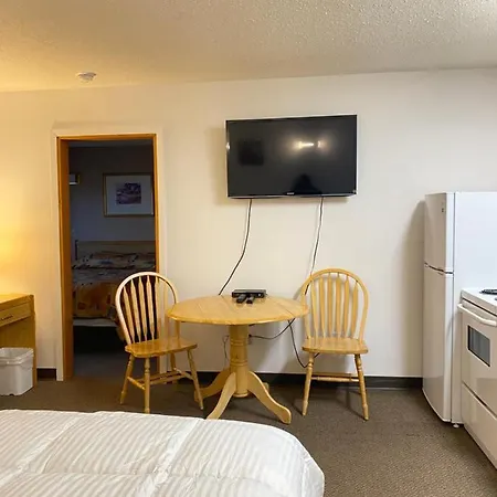 Hillview Motel Vanderhoof Exterior photo